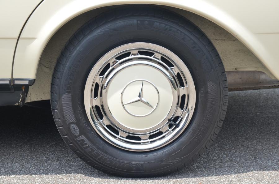 Колеса Mercedes-Benz 240 D (Bm.123.123) 1983 года  (EU) (фото 31 из 80)